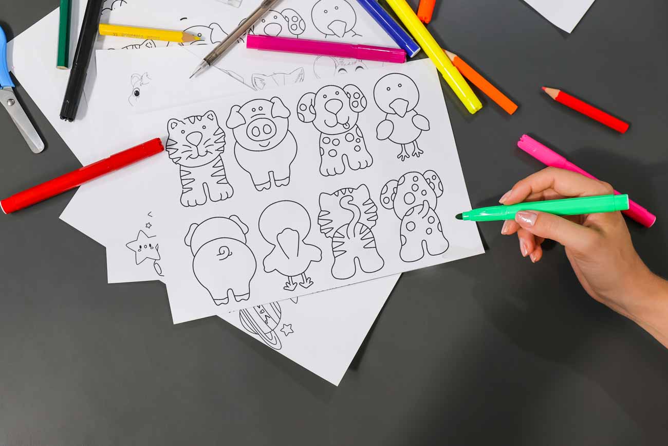 Χρωμοσελίδα χαρτοκοπτικής και χειροτεχνίας με θέμα διάφορα ζωάκια 